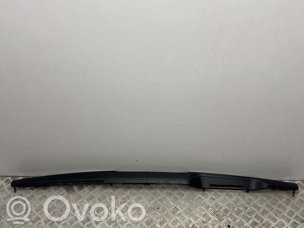 Tesla Model X Paneelin lista 