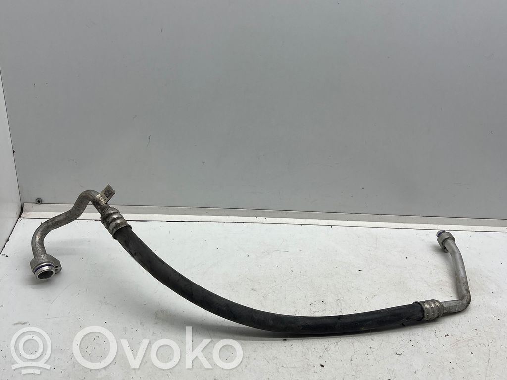 Audi A5 Ilmastointilaitteen putki (A/C) 