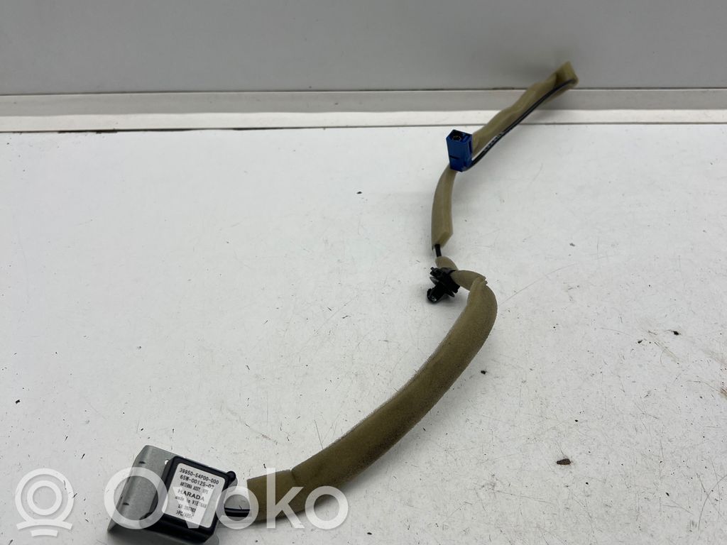Suzuki Vitara (LY) Aerial antenna amplifier 