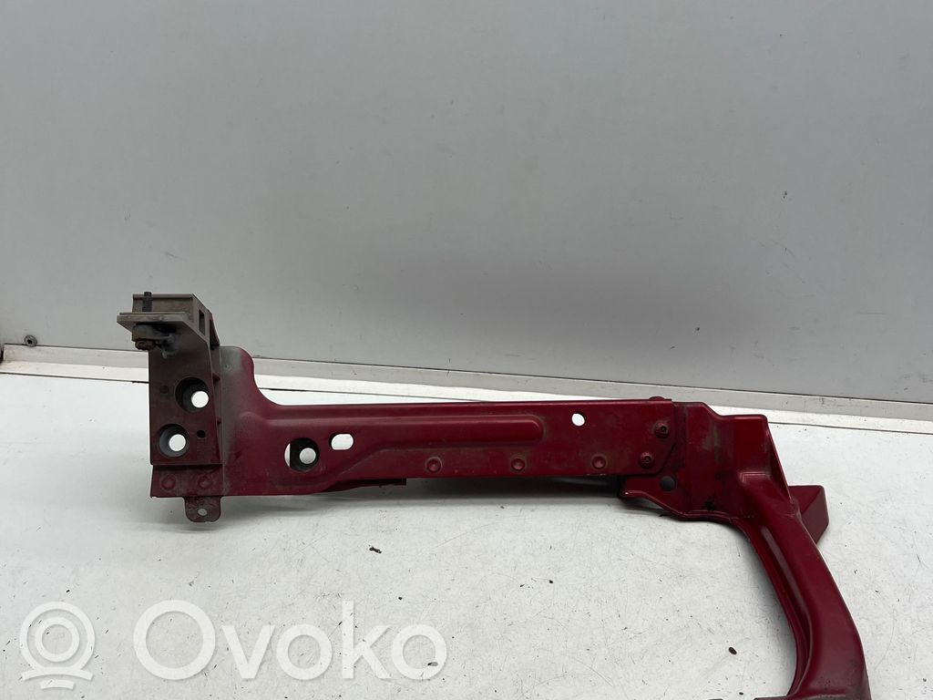 Jaguar XE Halterung Scheinwerfer 