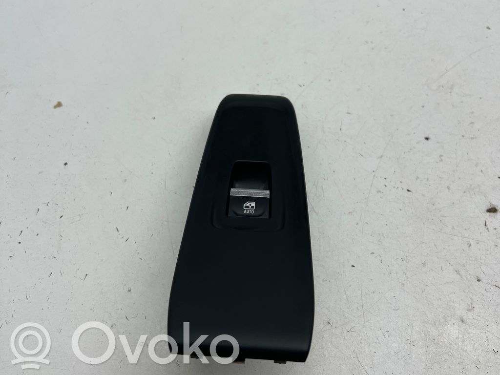 Renault Austral Electric window control switch 