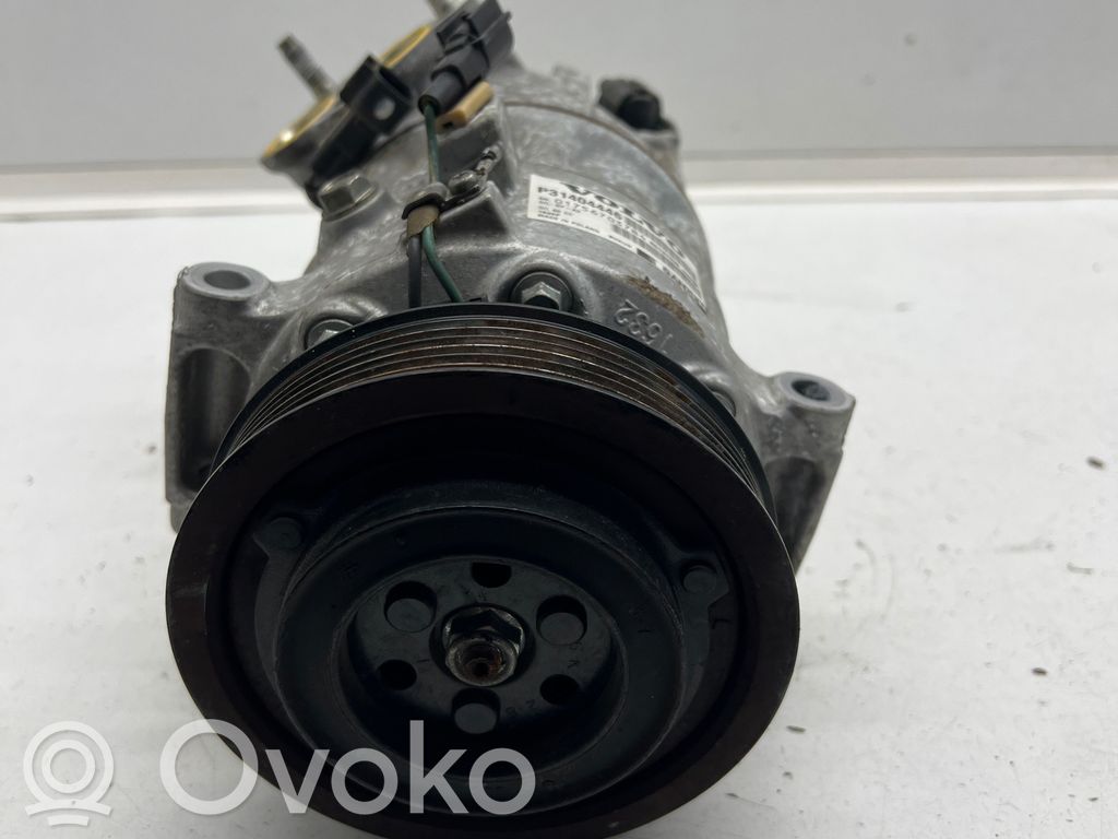 Volvo XC90 Kompresor / Sprężarka klimatyzacji A/C 