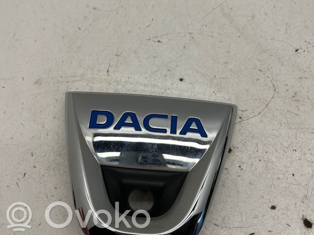 Dacia Spring Gamintojo ženkliukas/ modelio raidės 