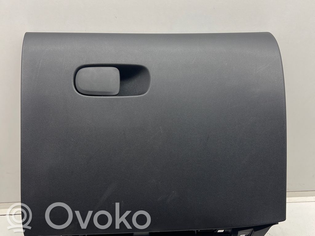 Citroen C3 Glove box 