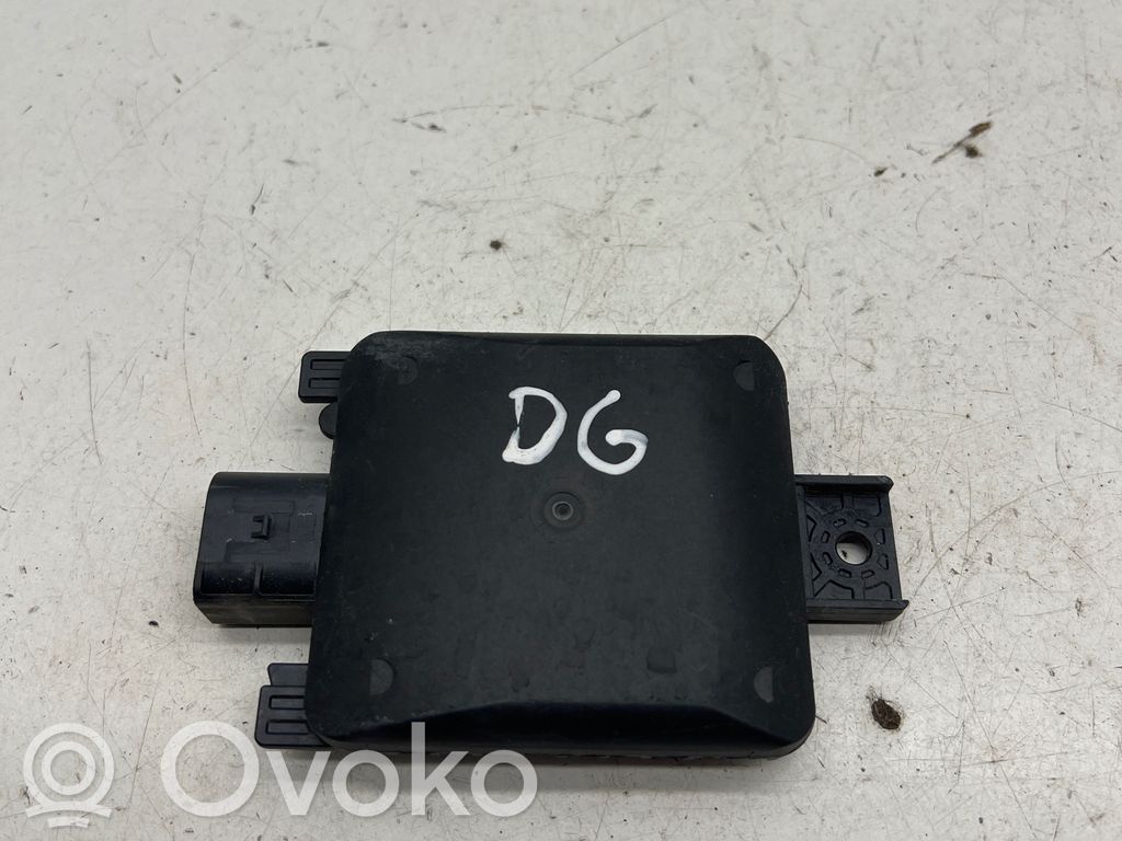 Volkswagen Golf VIII Blind spot module 