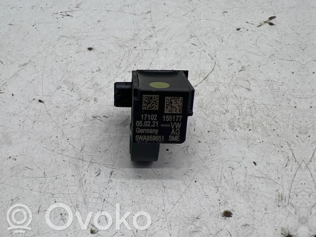 Volkswagen Golf VIII Airbagsensor Crashsensor Drucksensor 