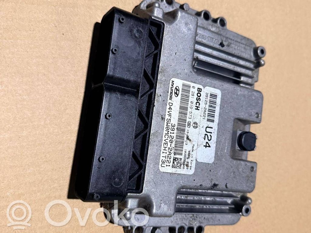 Hyundai i40 Engine control unit/module ECU 