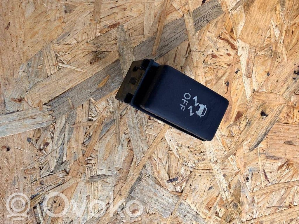 Nissan Qashqai Traction control (ASR) switch 