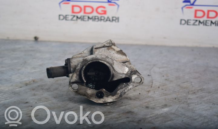 Renault Symbol I Alipainepumppu 