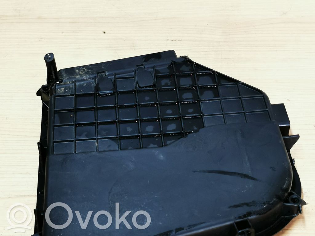 Fuse box cover   7555152,58650910