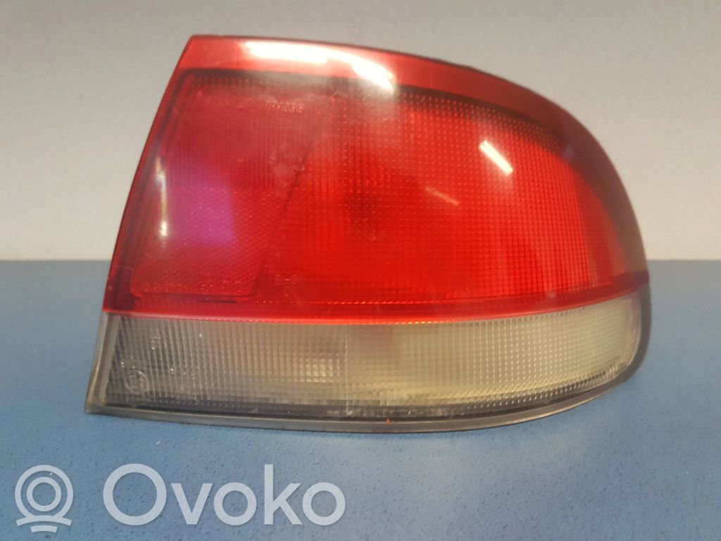 Luz trasera/de freno   0431395