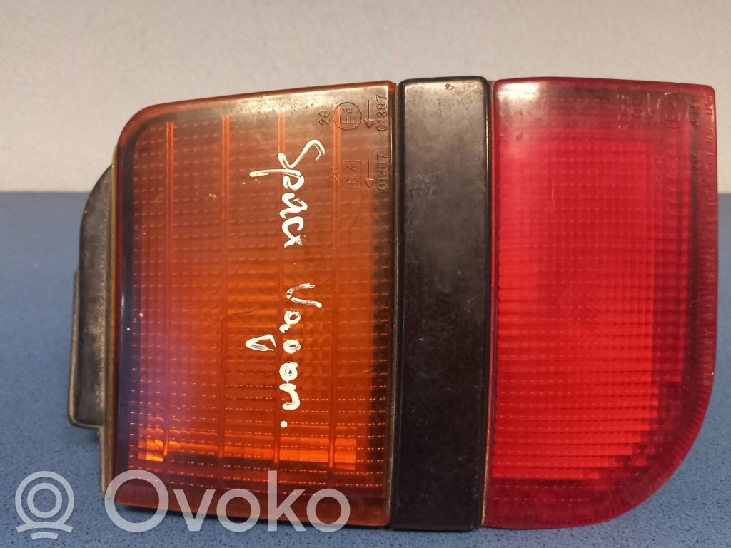 Mitsubishi Space Wagon Lampă spate în caroserie 