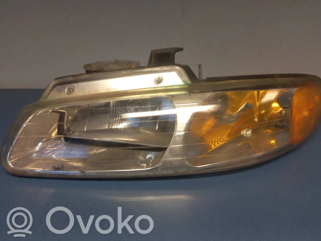 Chrysler Voyager Scheinwerfer 