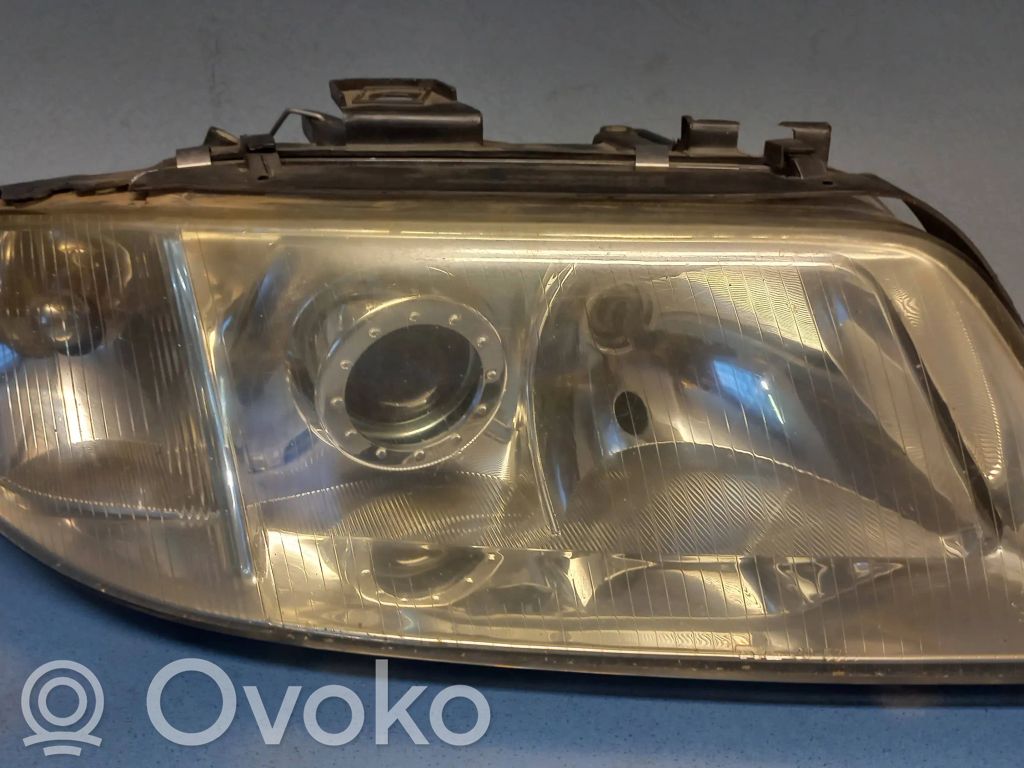 Audi A6 S6 C5 4B Scheinwerfer 
