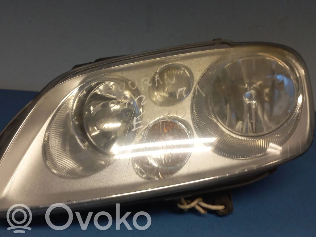 Volkswagen Touran I Lampa przednia 