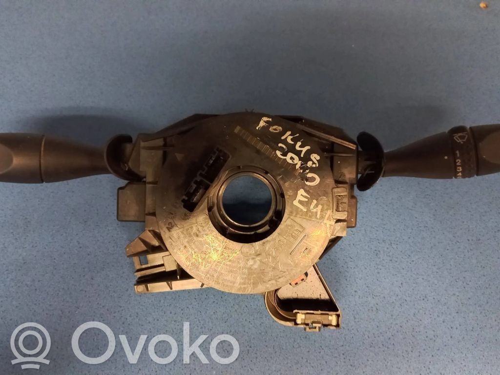 Ford Focus Interruptor/palanca de limpiador de luz de giro 