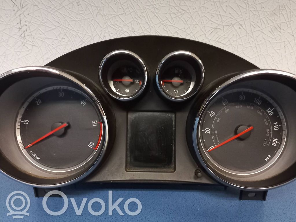 Opel Insignia A Vitezometru (grup de instrumente) 
