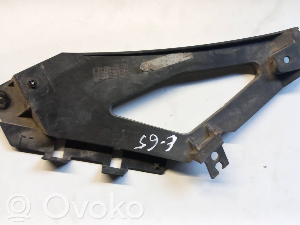 BMW 7 E65 E66 Support de pare-chocs arrière 