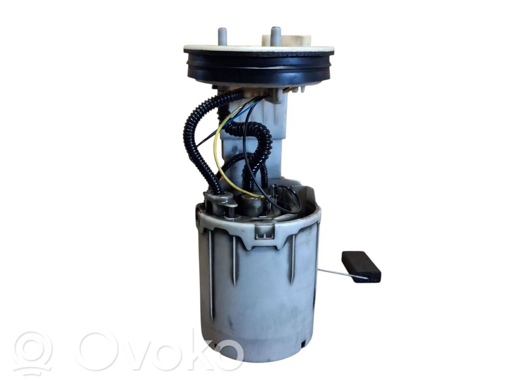Audi A6 S6 C5 4B Bomba interna de combustible 