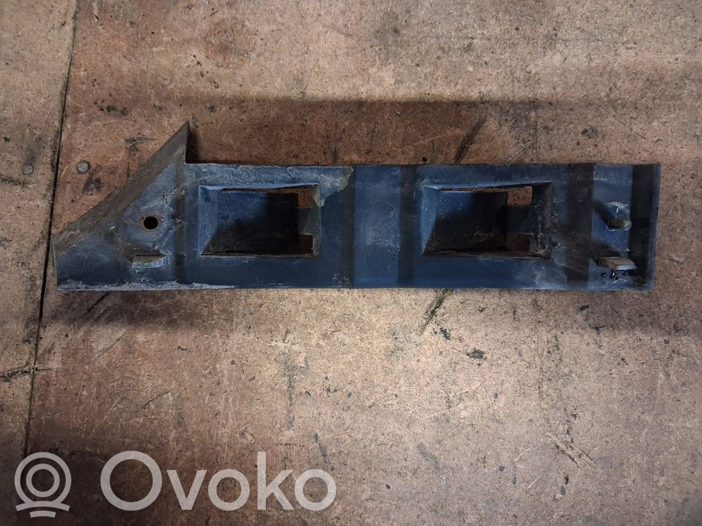Seat Leon (1M) Front bumper mounting bracket 