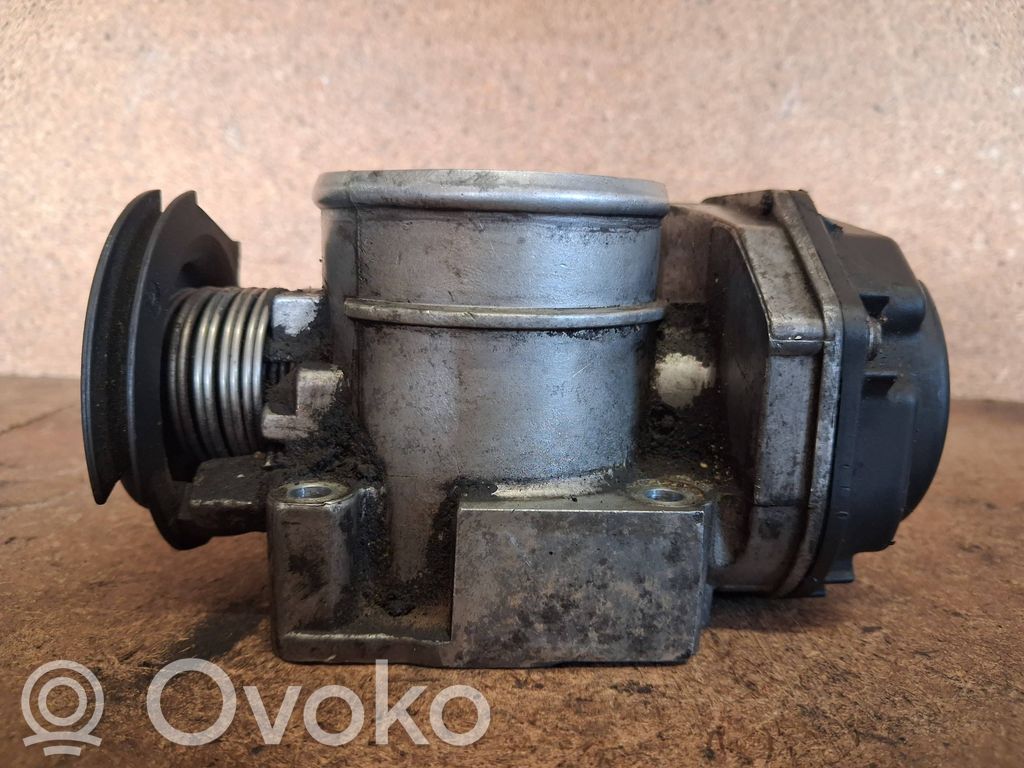 Audi A4 S4 B5 8D Drosele 