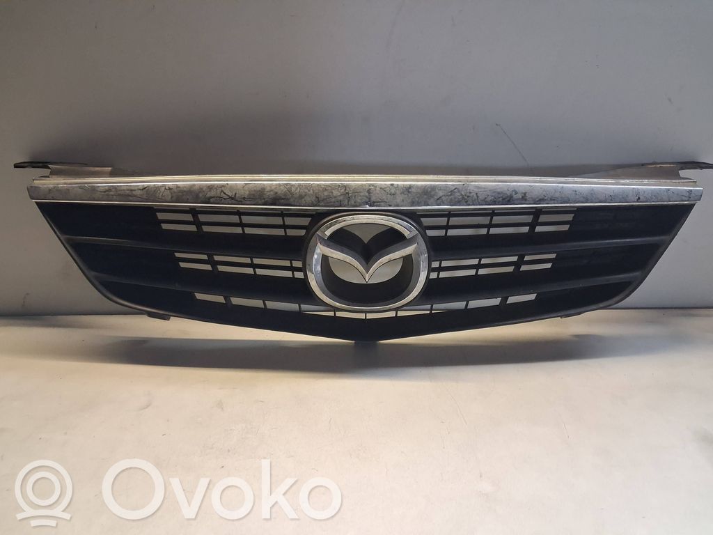 Mazda 626 Griglia superiore del radiatore paraurti anteriore 