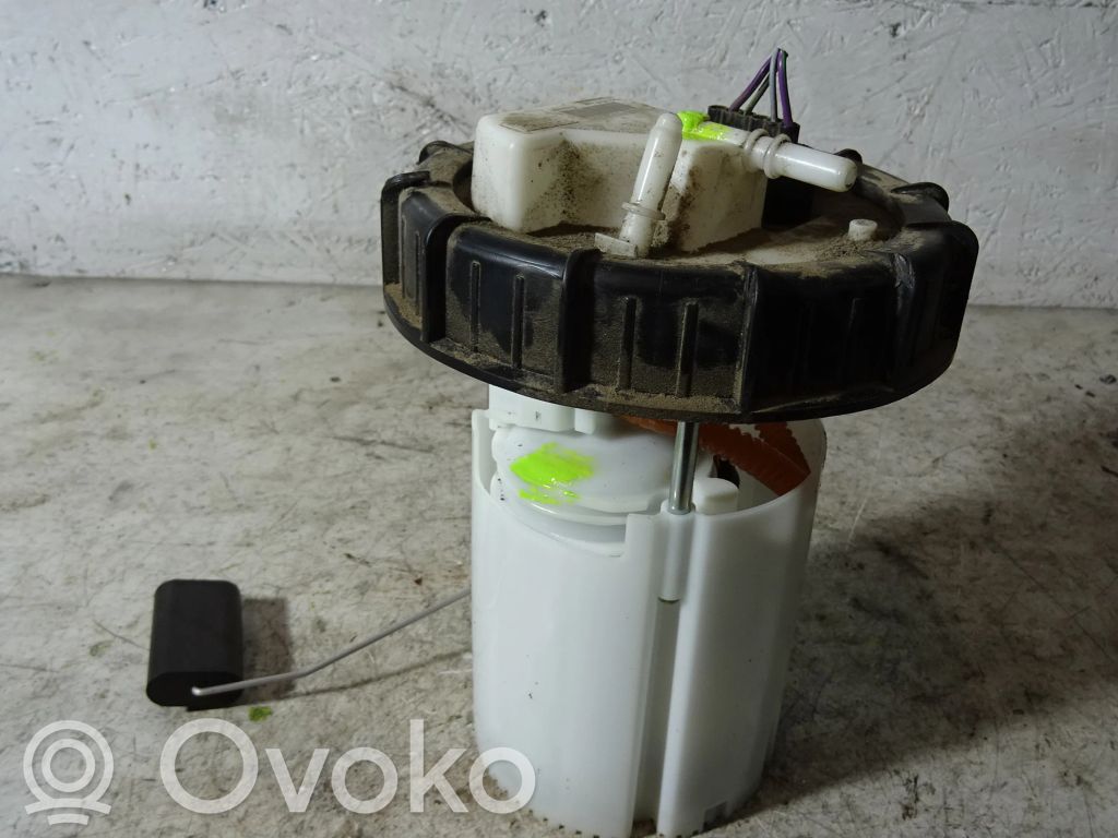 Ford Courier Bomba interna de combustible 