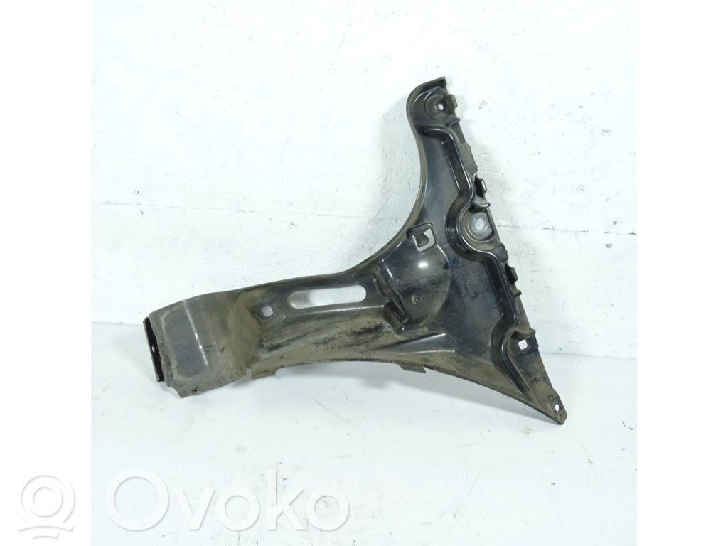 BMW 5 E60 E61 Takapuskurin kannake 