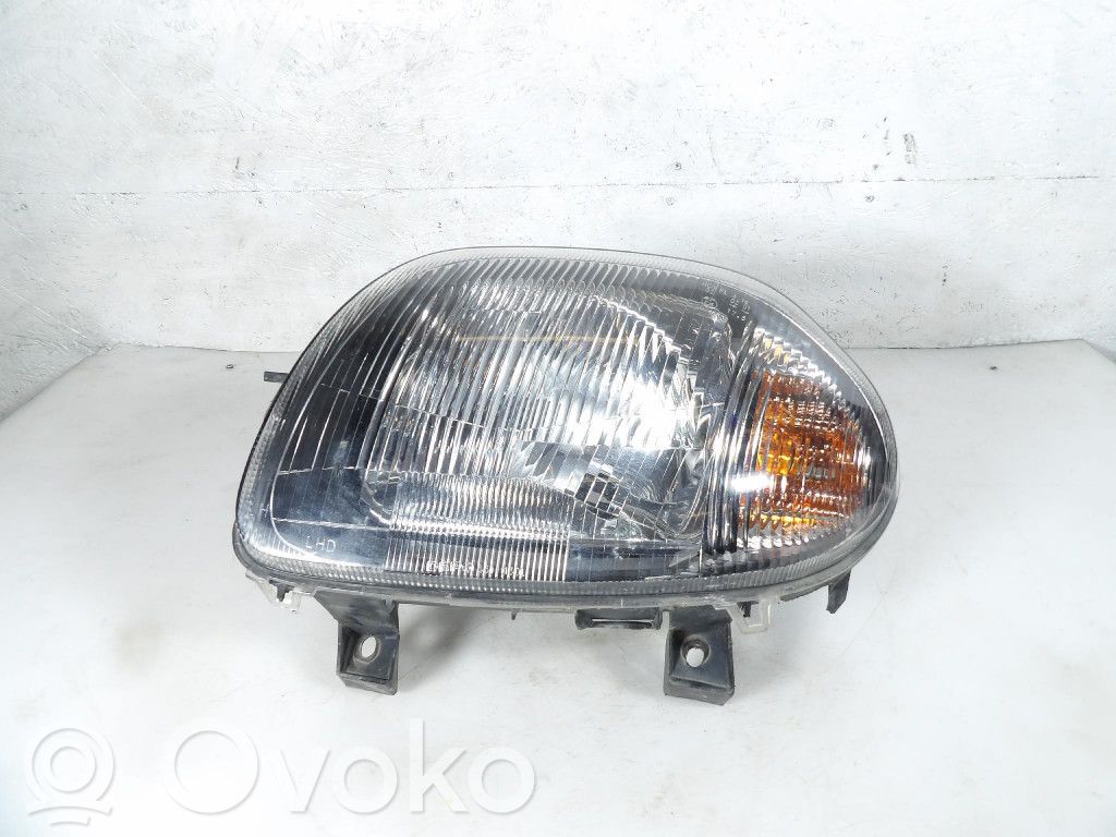 Renault Clio II Scheinwerfer 