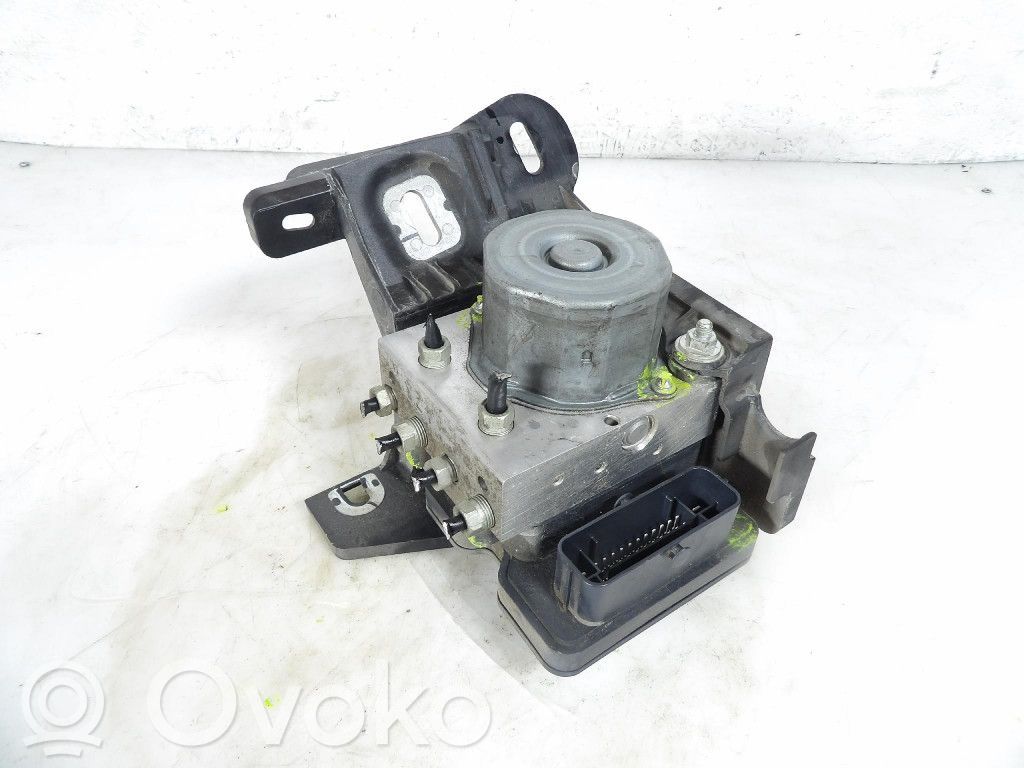 Opel Corsa E Bomba de ABS 