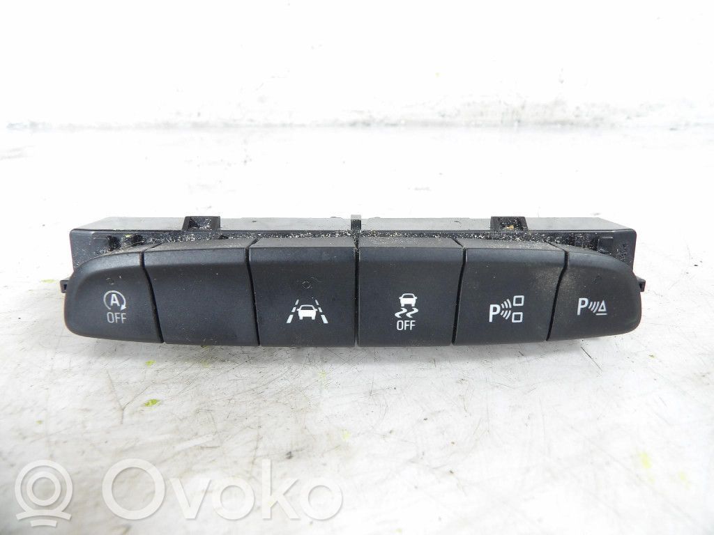 Opel Astra K Otros interruptores/perillas/selectores 