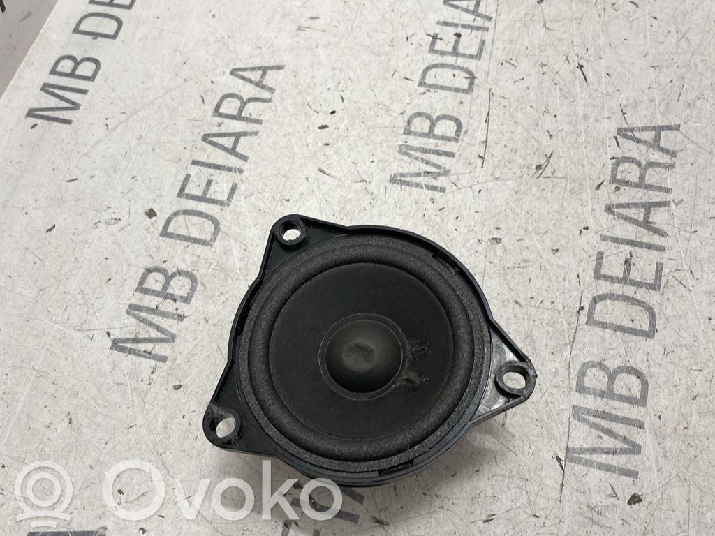 Porsche Cayenne (9PA) Panel speaker 