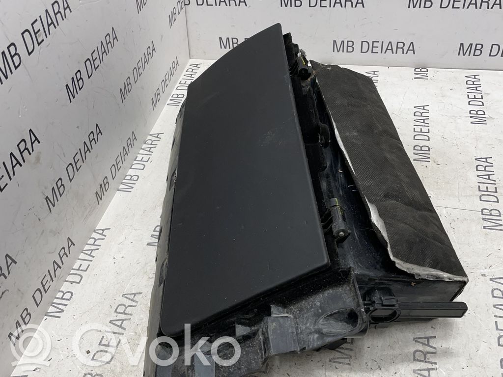 Tesla Model S Daiktadėžė 