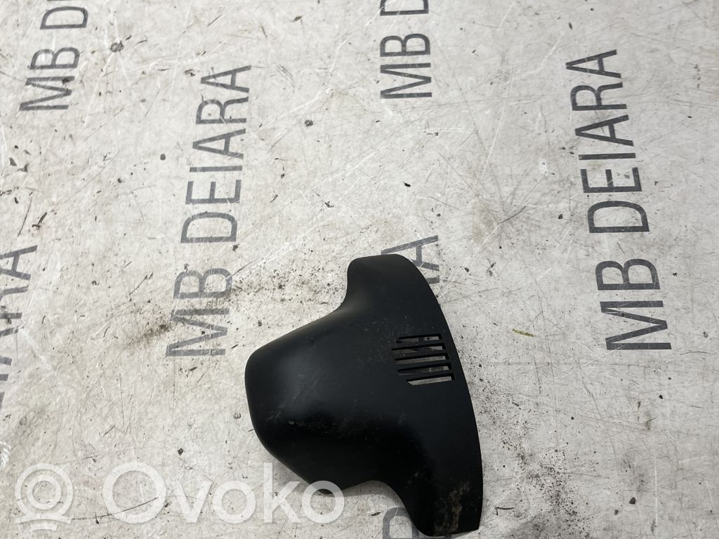 Tesla Model S Plastikowe elementy podsufitki 