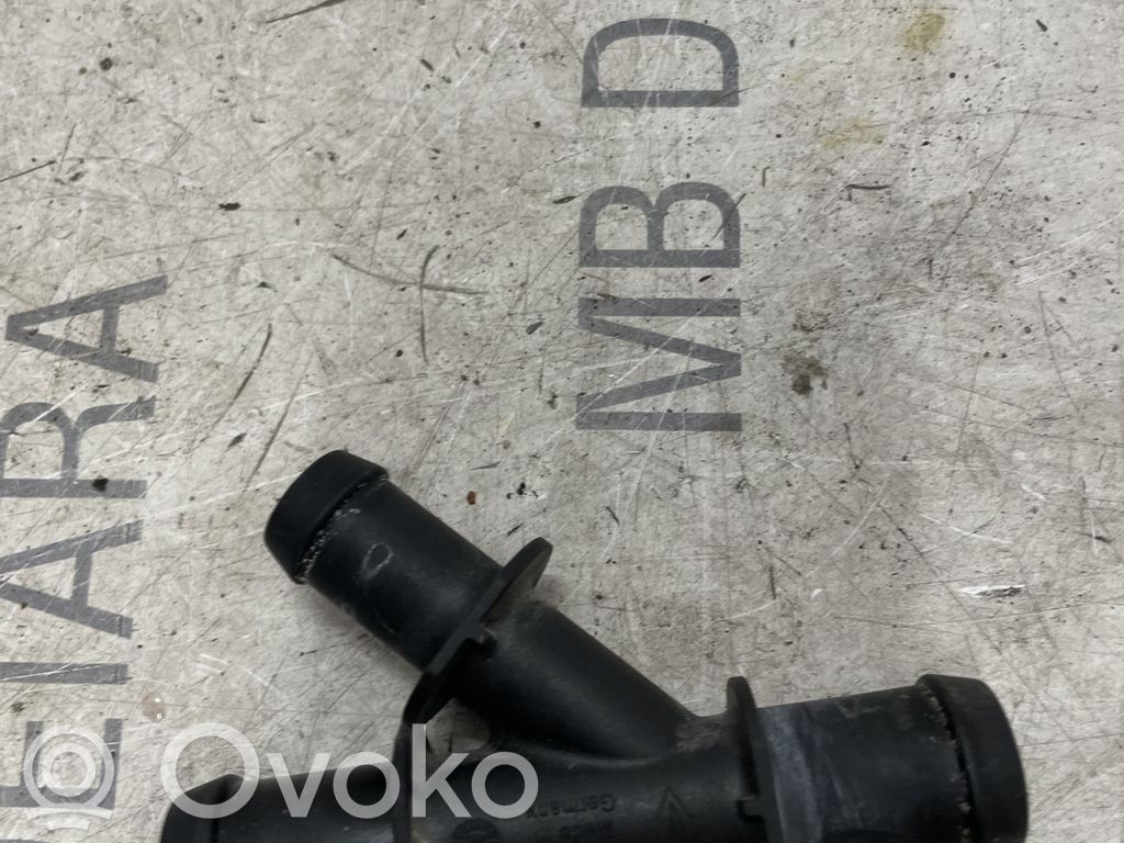 Engine coolant pipe/hose   7PP121237