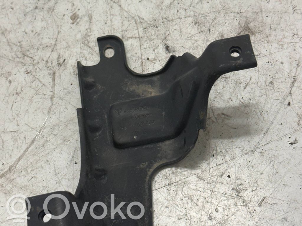 Porsche Panamera (971) Staffa angolare del supporto di montaggio del paraurti 