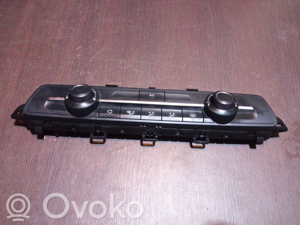 Opel Combo E Climate control unit 