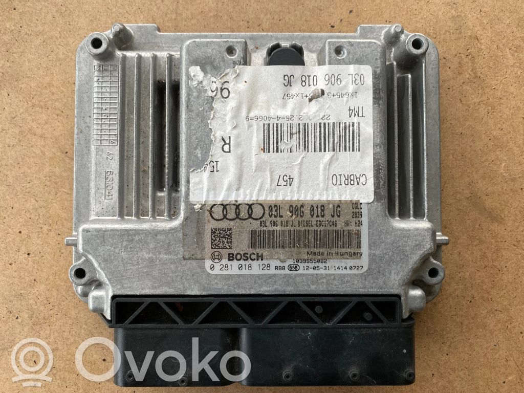 Audi A5 8T 8F Engine control unit/module 