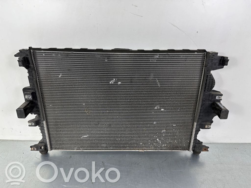 Ford Mondeo MK V Aušinimo skysčio radiatorius 