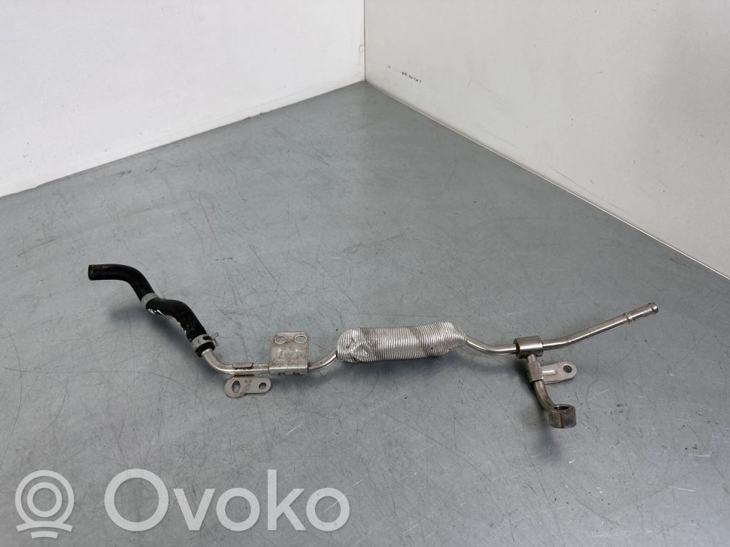 Hyundai i30 Turboahtimen öljyletku 