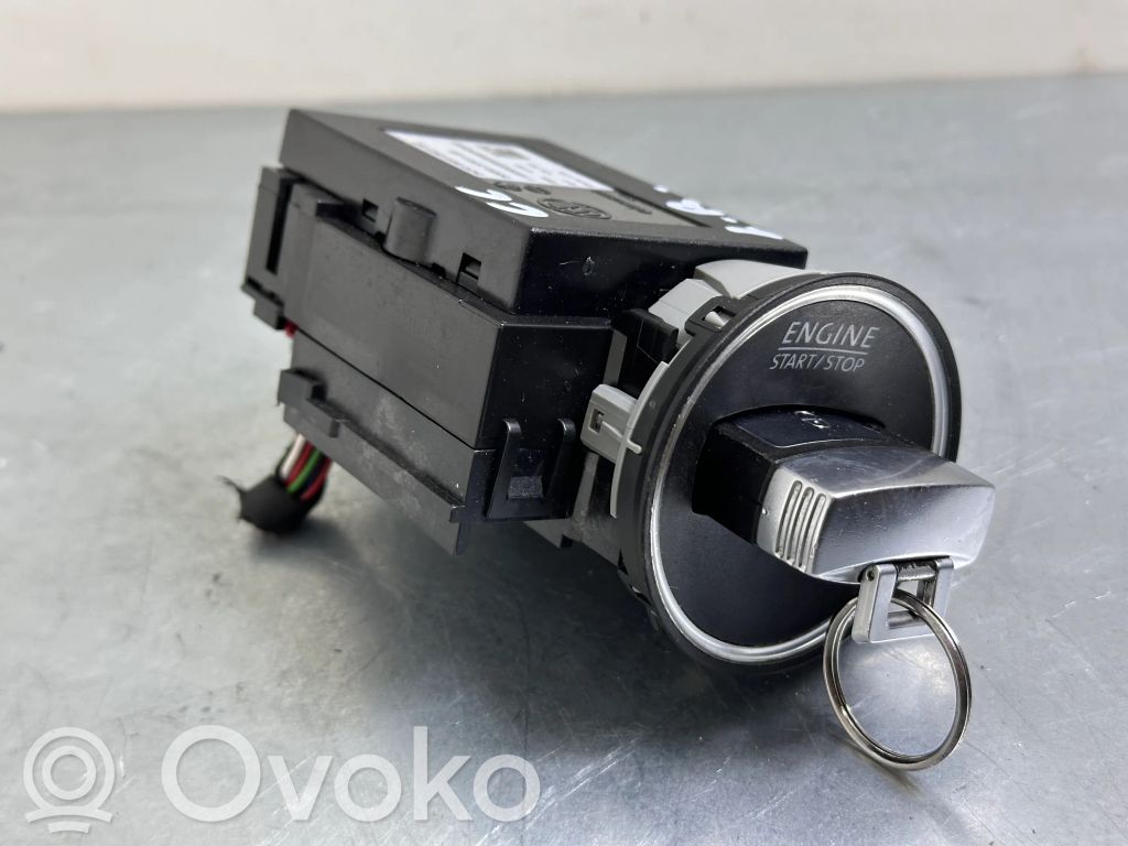 Volkswagen PASSAT CC Moottorin start-stop-painike/kytkin 