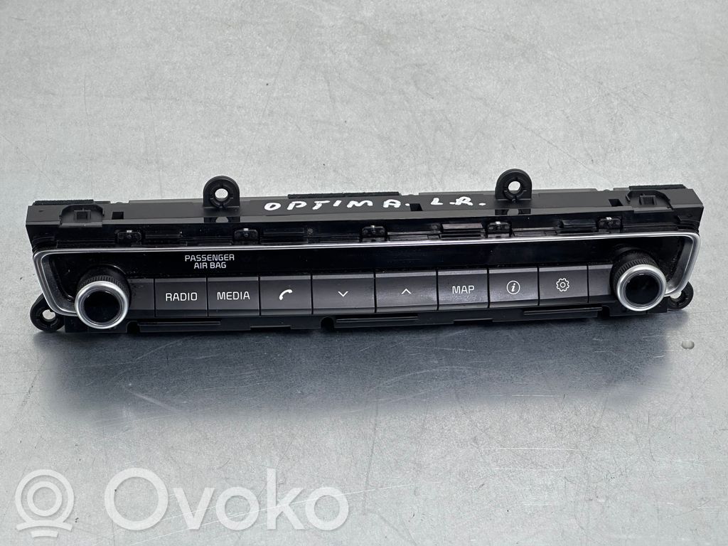 KIA Optima Radio/CD/DVD/GPS head unit 
