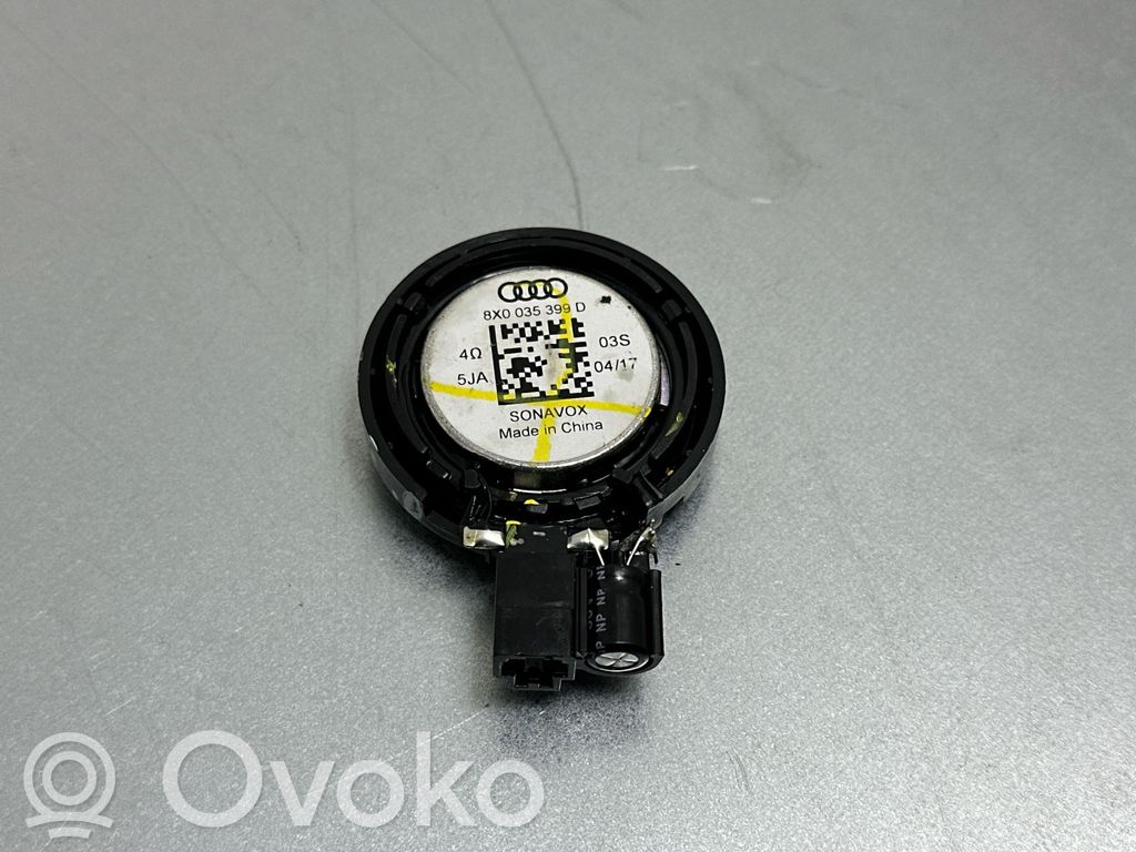 Audi Q3 8U Altavoz de alta frecuencia en la puerta delantera 
