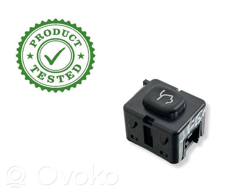 Jeep Grand Cherokee Tailgate opening switch 