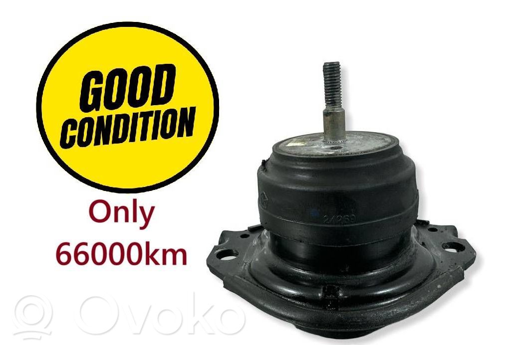 Jeep Grand Cherokee Engine mount bracket 
