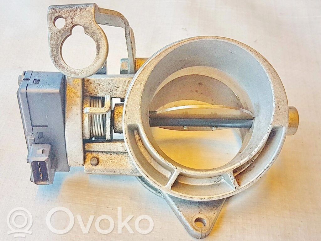 BMW 5 E39 Droselinė sklendė 