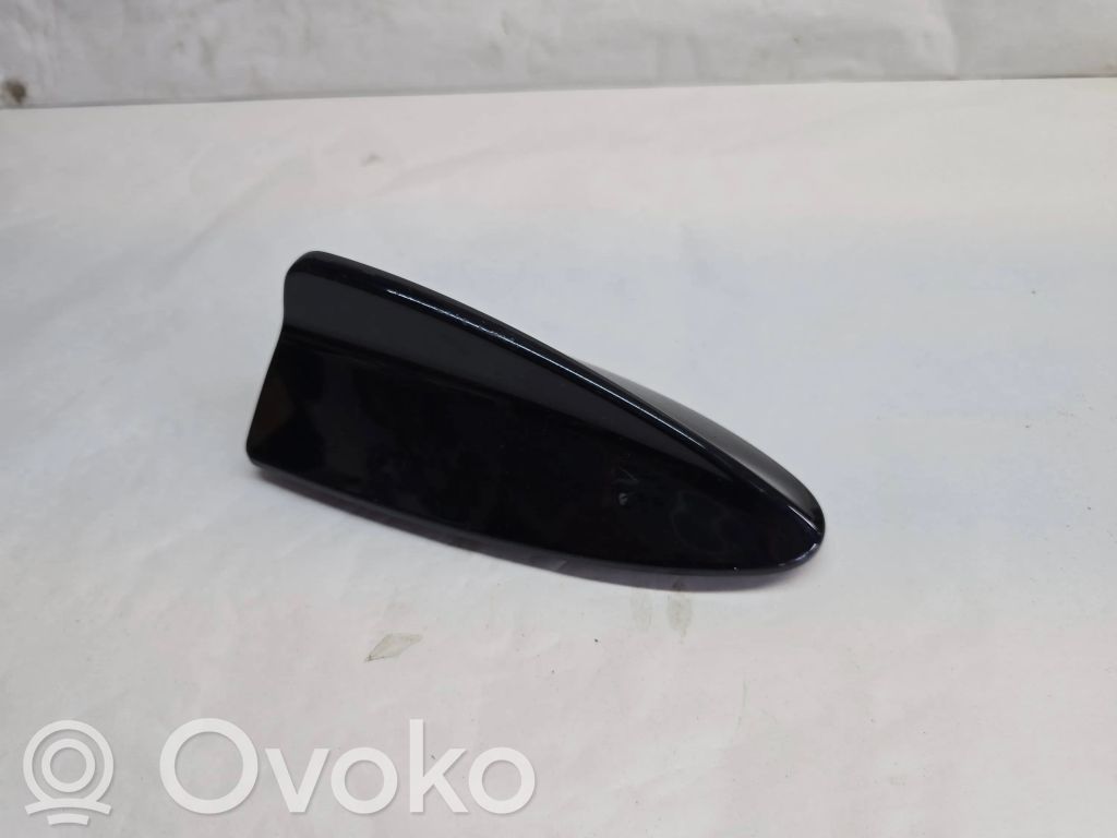 BMW X5 E70 Osłona anteny dachowej GPS 