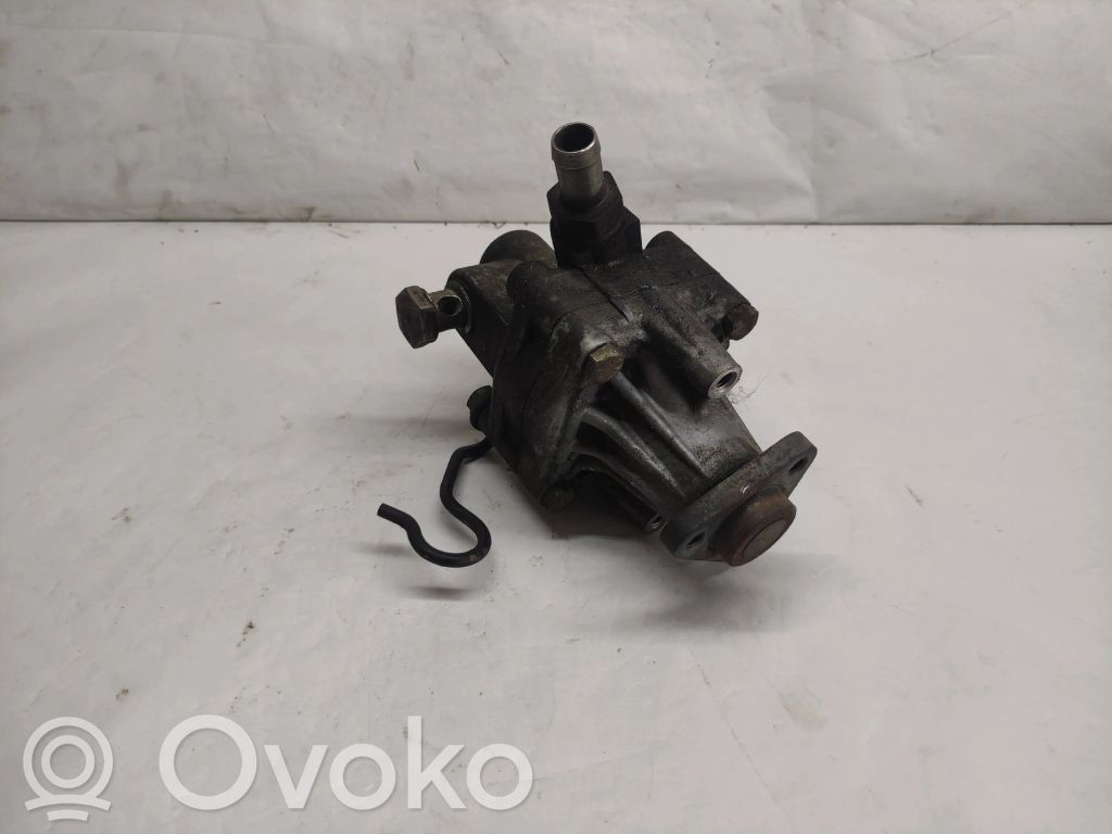 Audi A4 S4 B5 8D Vairo stiprintuvo siurblys 