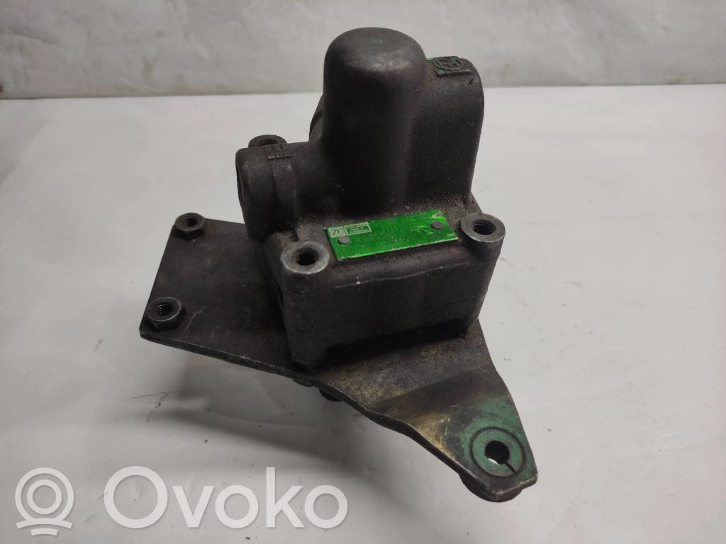 Audi A4 S4 B5 8D Stūres pastiprinātāja sūknis 