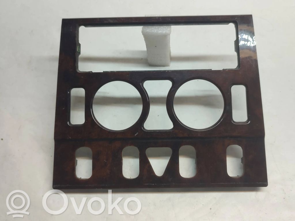 Mercedes-Benz E W210 Console centrale, commande chauffage/clim 